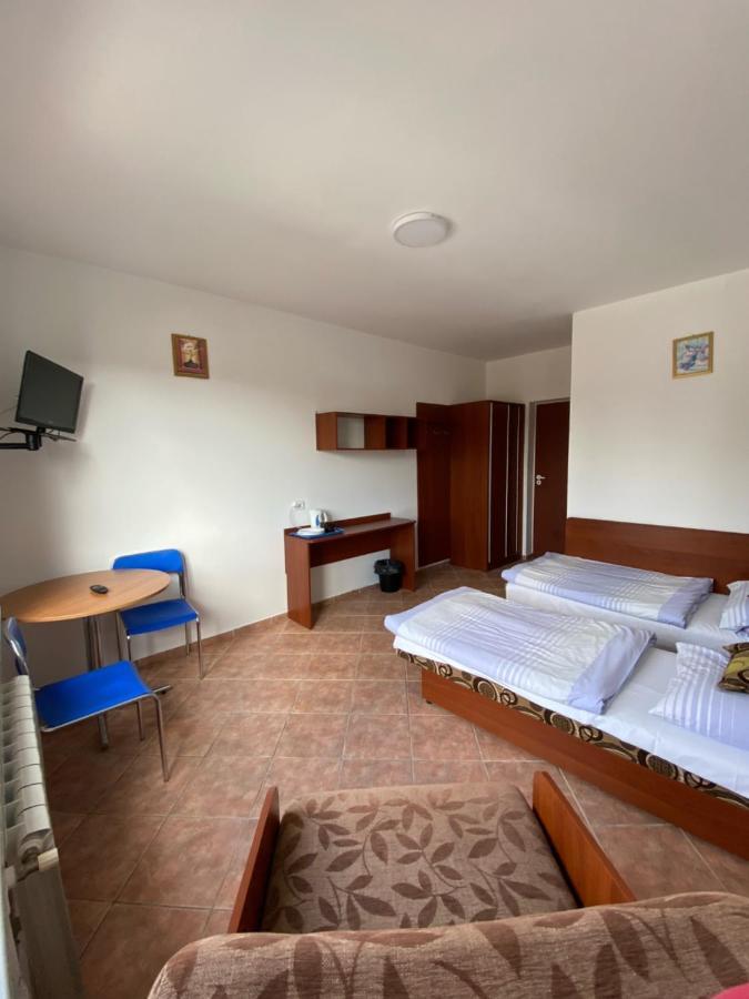 Turysta Apartment Rewal Luaran gambar